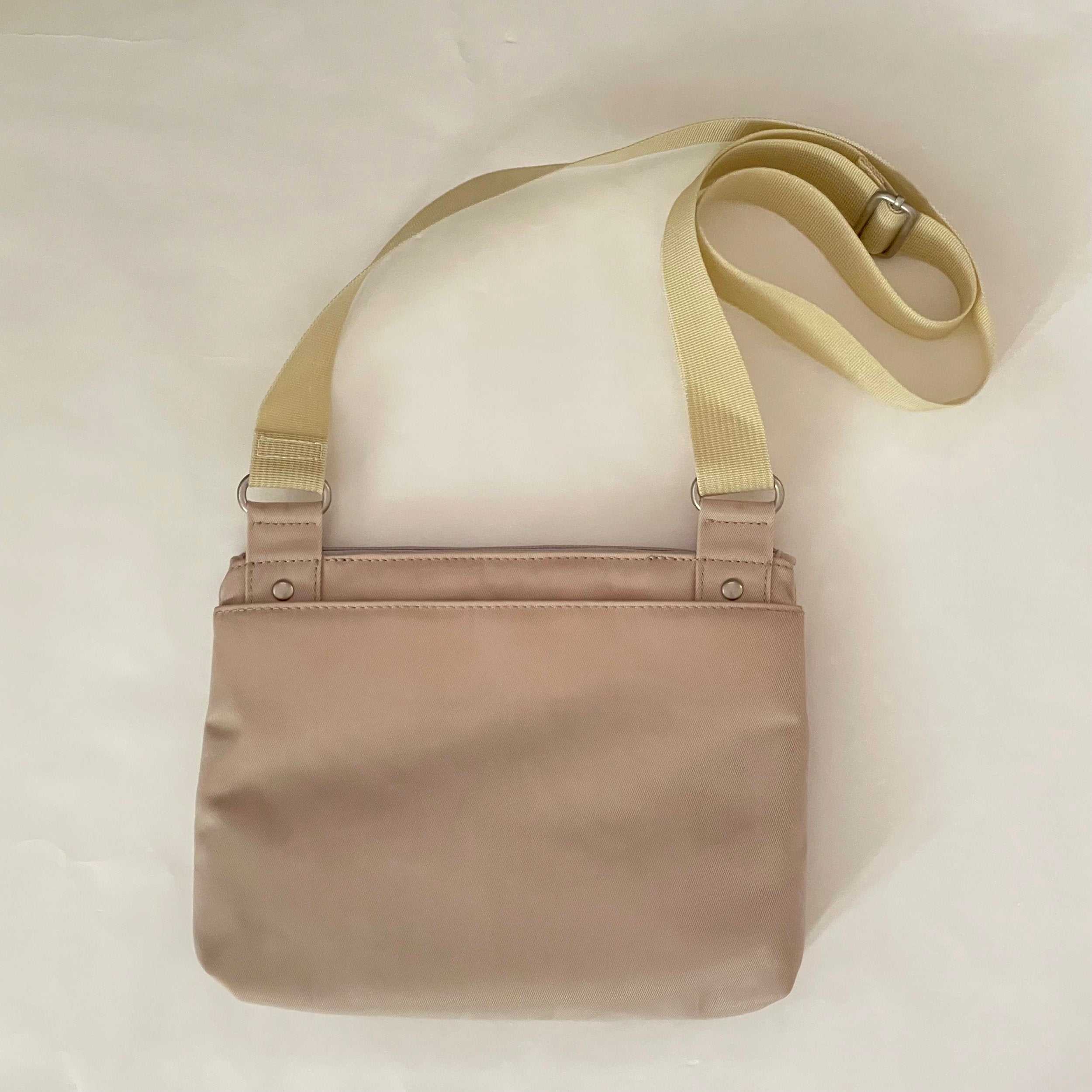 Gigi - Ivory